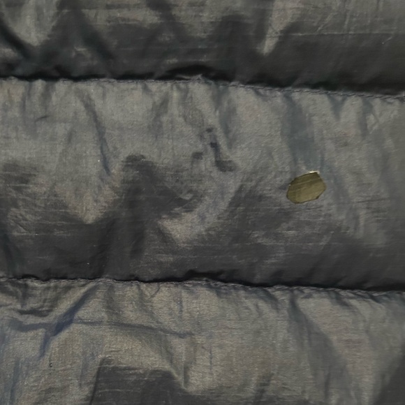 Patagonia men’s medium navy blue down sweater puffer jacket with pockets - Picture 16 of 16